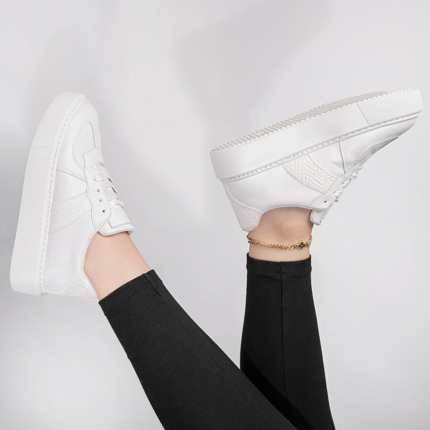 Women’s Sneakers | white- Model 665