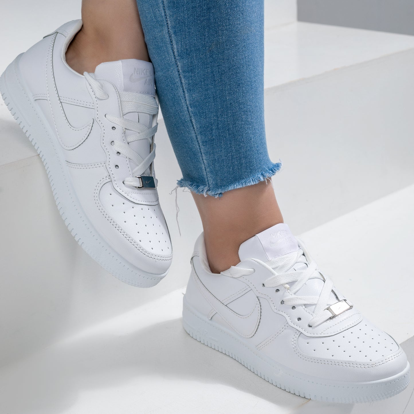 Air Force Women’s Sneakers | white - Model 208