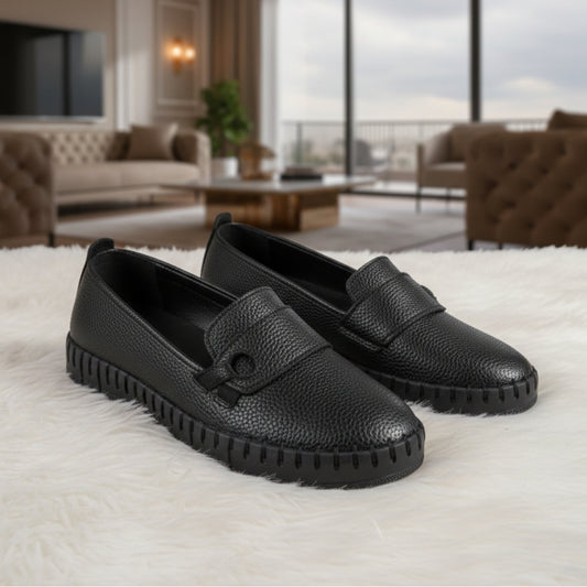 Stitched T-Strap Loafers Black (112)